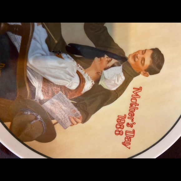 Norman Rockwell 8.5” W Mothers Day 1988 Plate - Picture 7 of 11